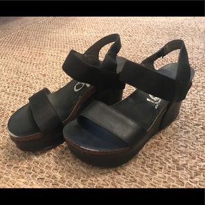 Black OTBT wedges